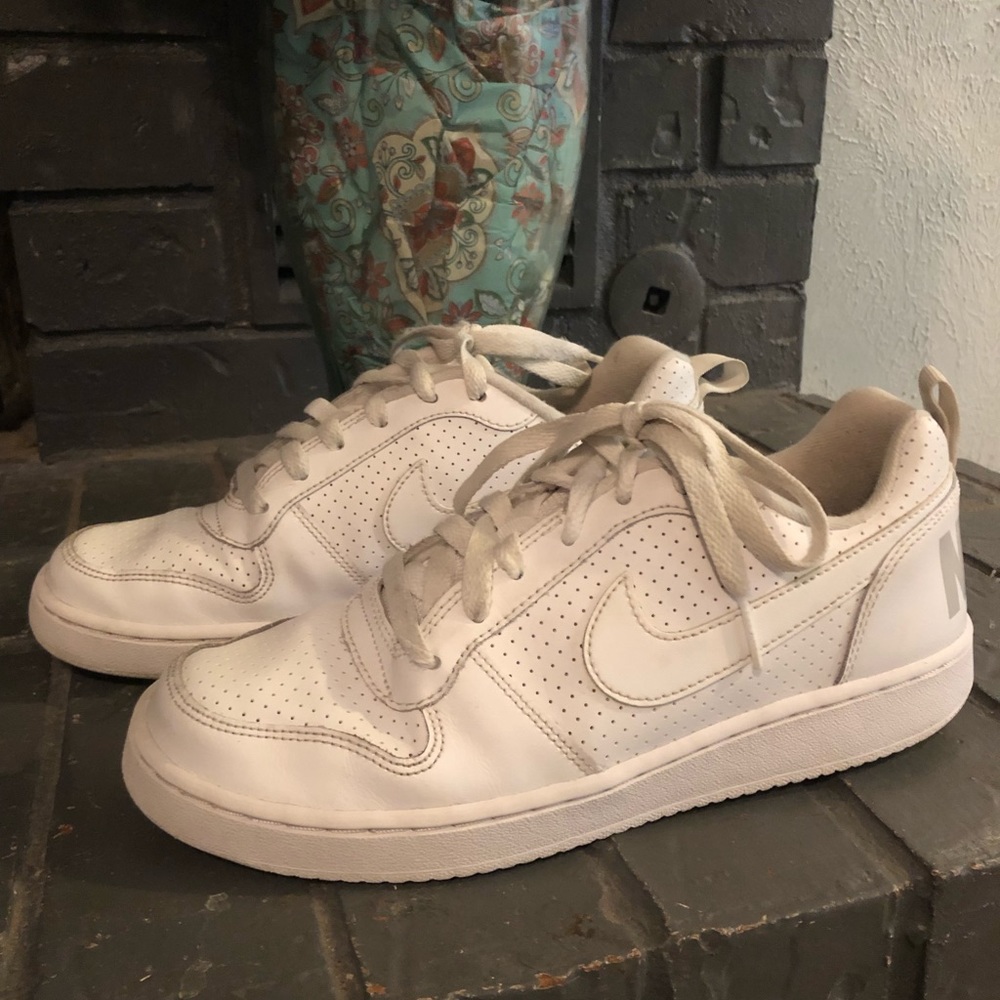 Nike youth sneakers